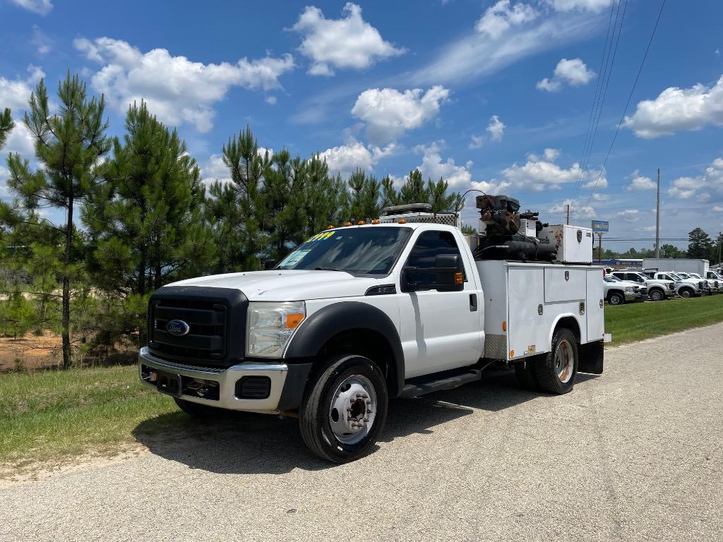 2014 Ford F-450 Super Duty Chassis Cab XL
